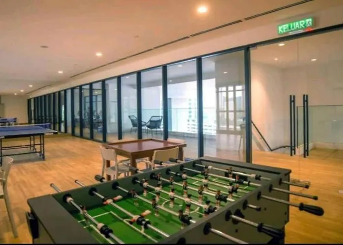 Klsentral-Bangsar-Midvalley-2-10Pax-Netflix-Balcony-Super Fast Internet