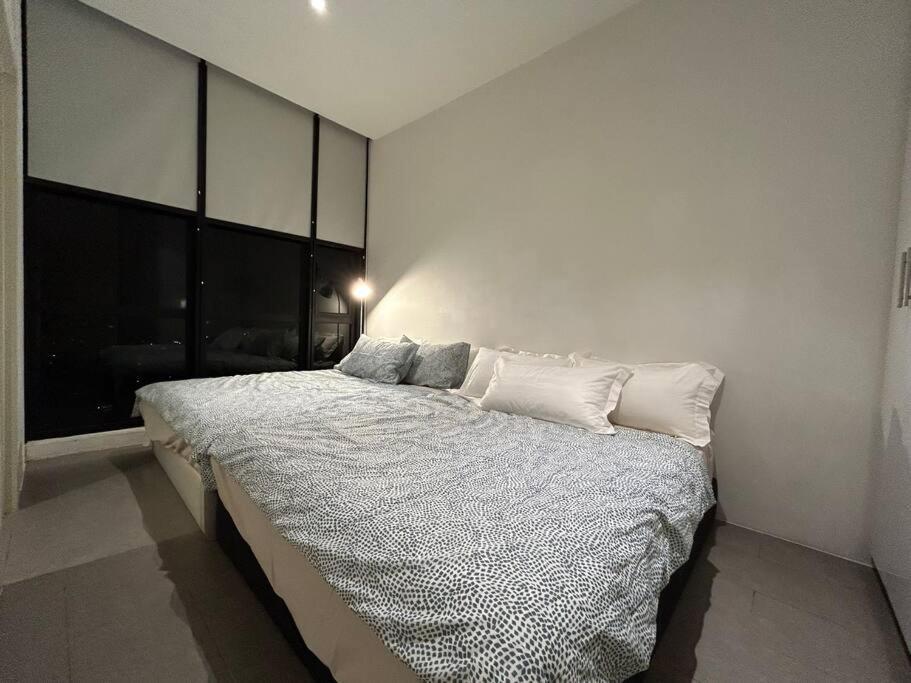 Apartment Klsentral-bangsar-midvalley-2-10pax-netflix-balcony-super Fast Internet Kuala Lumpur